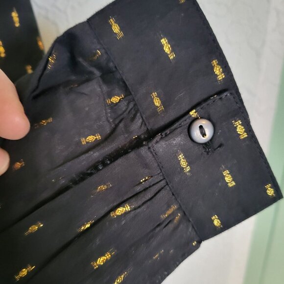 Charlie Paige Black and Gold Metallic Long Sleeve Top Women's Size Small - Picture 3 of 9